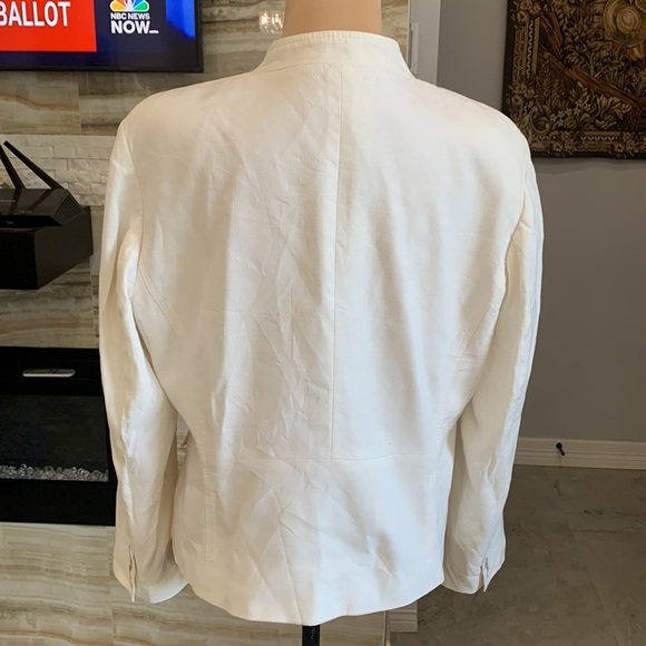 Talbots Off White Cardigan Jacket was the Two Front Pockets. Size 12 (861) - Picture 4 of 8